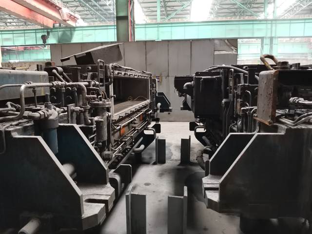 슬라브용 다중 모드 메니스커스 전자기 교반 및 흐름 제어 시스템(M-MEMS)